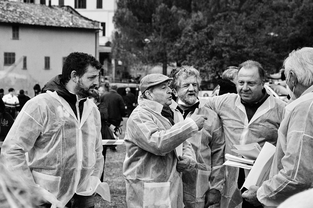 Hình ảnh minh họa ý nghĩa của từ accusing jury