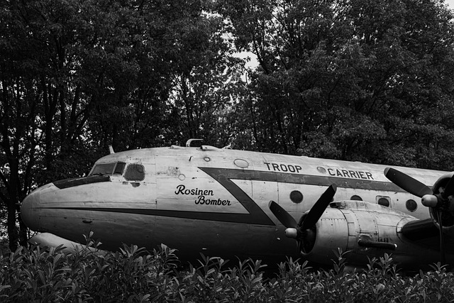 aircraft manufacturer