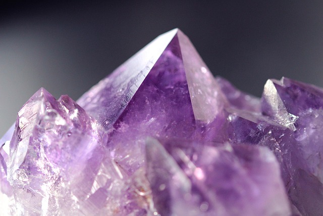 Hình ảnh minh họa ý nghĩa của từ amethyst