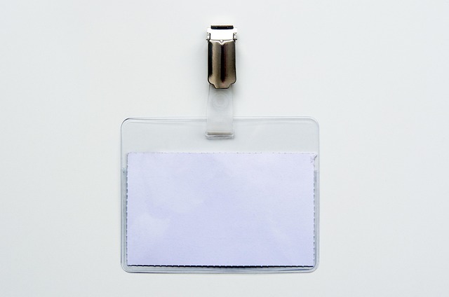 Hình ảnh minh họa ý nghĩa của từ badge holder