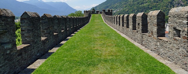 Hình ảnh minh họa ý nghĩa của từ battlement