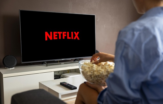 Hình ảnh minh họa ý nghĩa của từ binge-watching