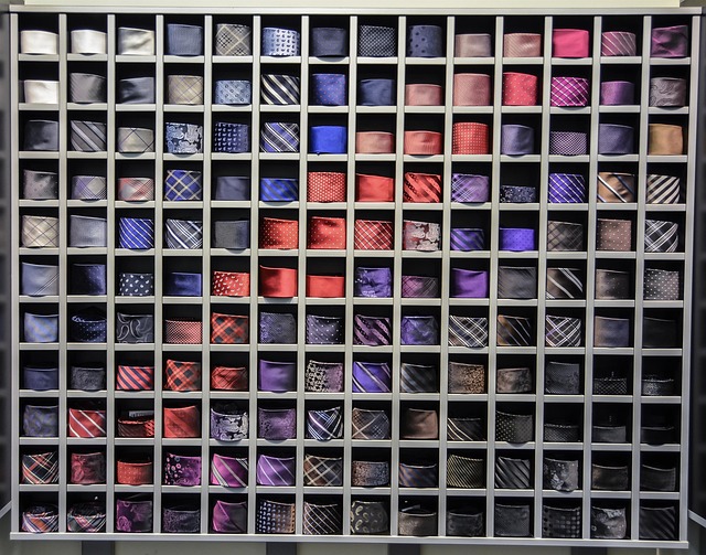 Hình ảnh minh họa ý nghĩa của từ business ties