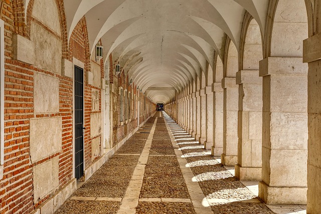 Hình ảnh minh họa ý nghĩa của từ cadenced