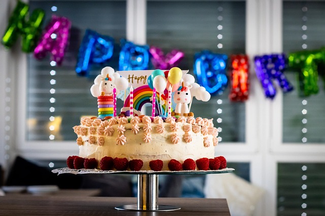 cake ornamentation