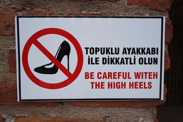 cautionary sign