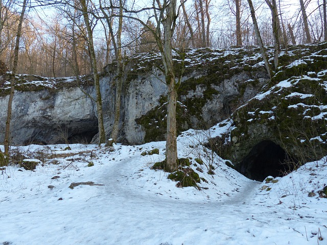 cavemen