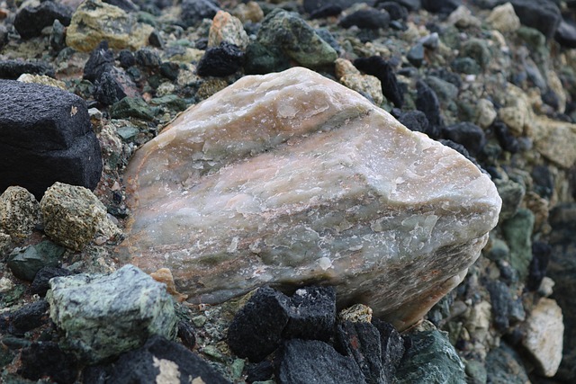 Hình ảnh minh họa ý nghĩa của từ chert