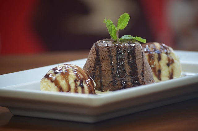 chocolate gateau