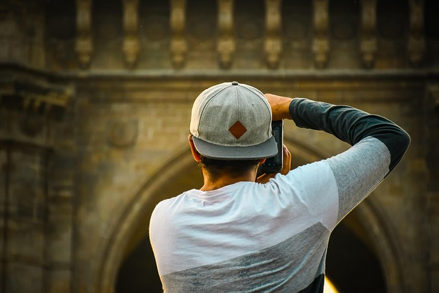 Hình ảnh minh họa ý nghĩa của từ clicking