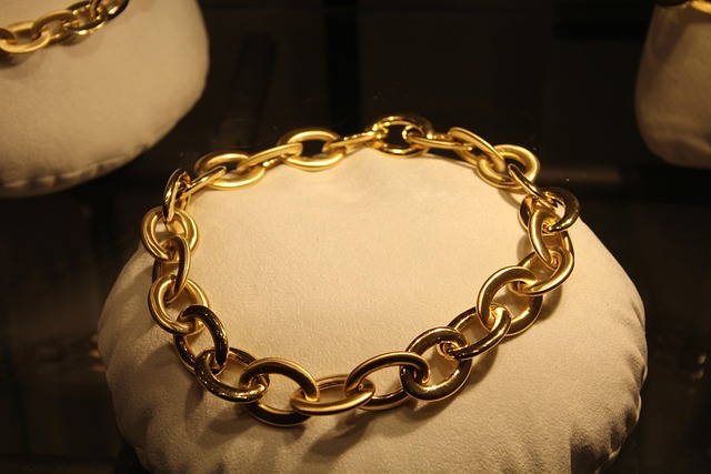 collier