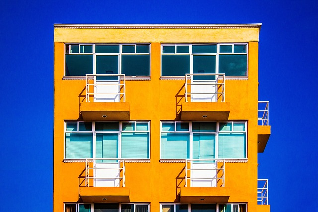 complex building
