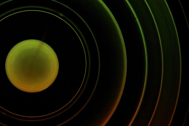 Hình ảnh minh họa ý nghĩa của từ copied magnetism