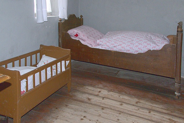 cot