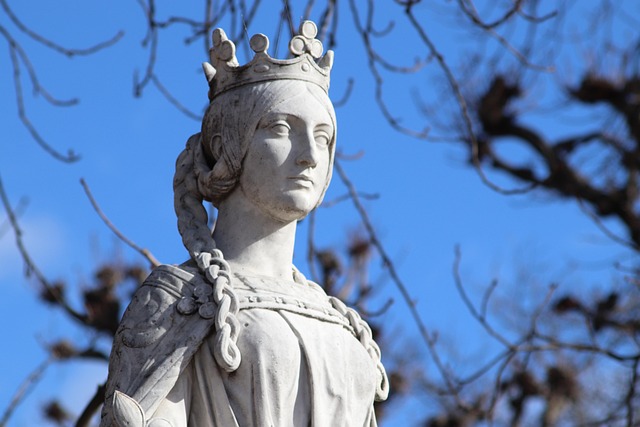 Hình ảnh minh họa ý nghĩa của từ crown