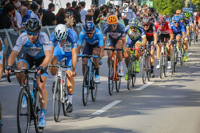 cycle racing