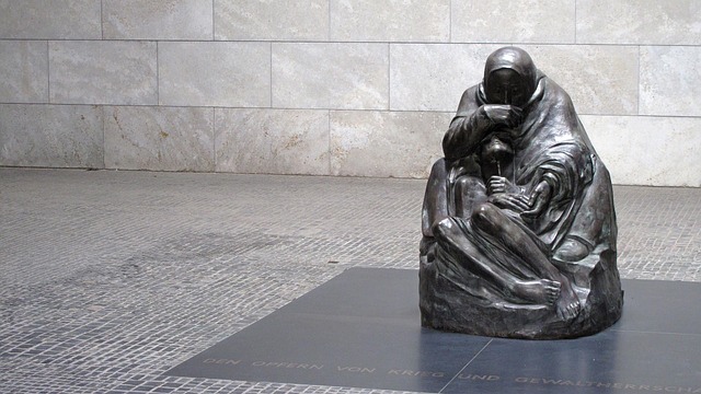 Hình ảnh minh họa ý nghĩa của từ debt forgiveness