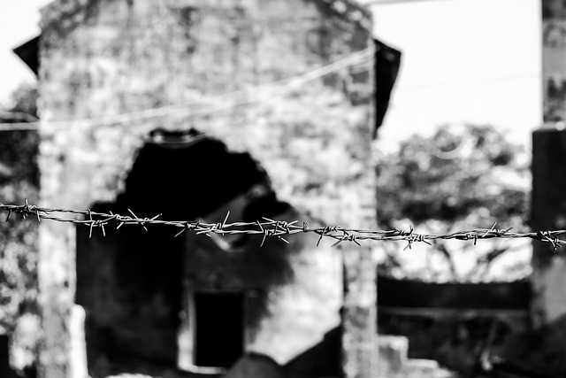 Hình ảnh minh họa ý nghĩa của từ demolished