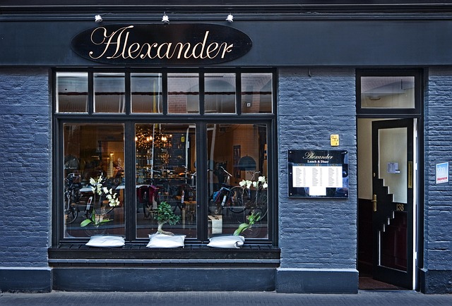 Hình ảnh minh họa ý nghĩa của từ den of iniquity