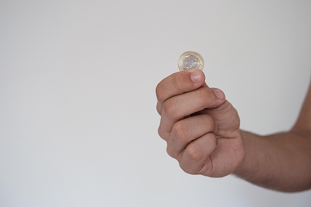 Hình ảnh minh họa ý nghĩa của từ devaluation