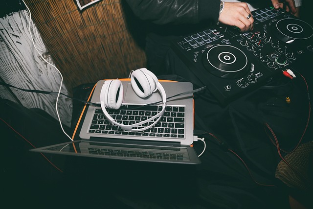 disc jockey