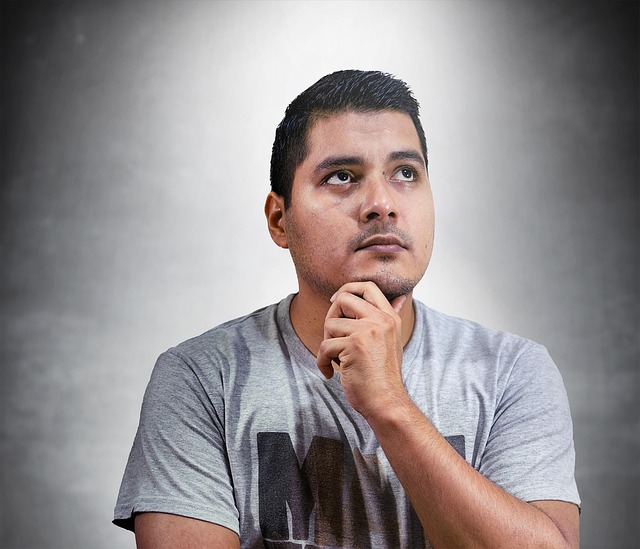 Hình ảnh minh họa ý nghĩa của từ doubting