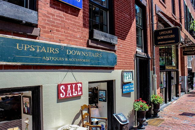 Hình ảnh minh họa ý nghĩa của từ downstairs