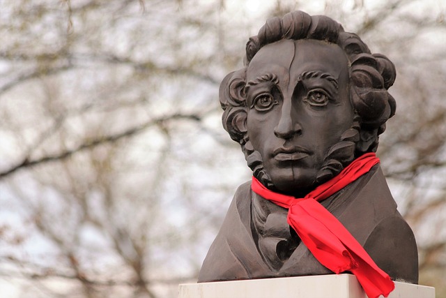 Hình ảnh minh họa ý nghĩa của từ dramatist