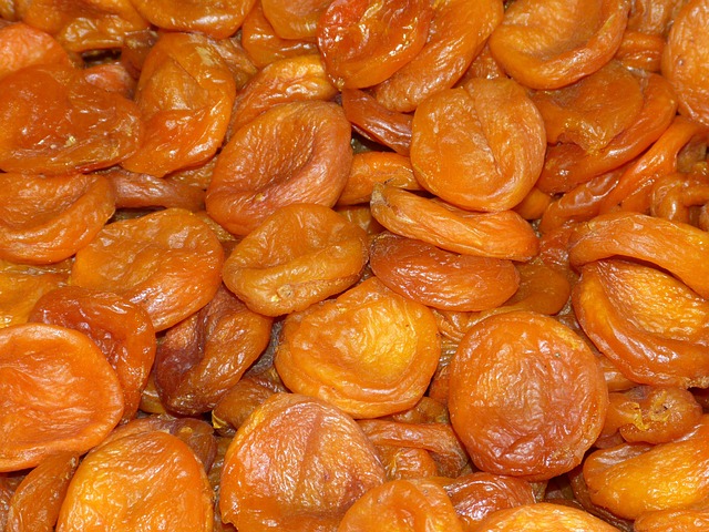 dried apricots
