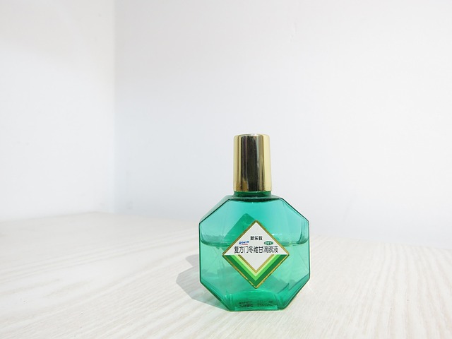 Hình ảnh minh họa ý nghĩa của từ eye drops