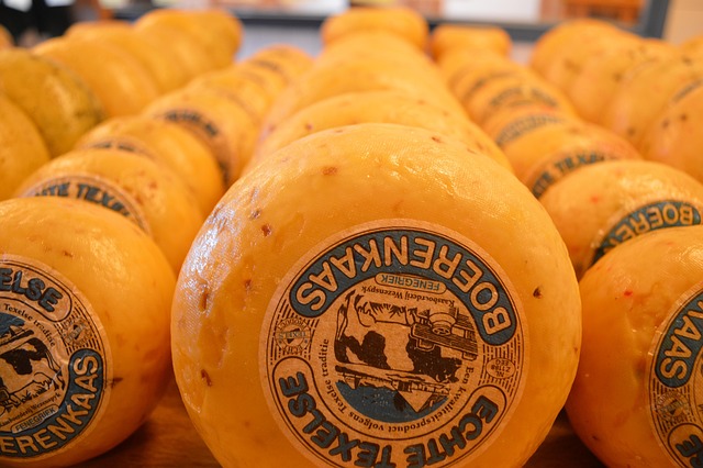 Hình ảnh minh họa ý nghĩa của từ farmer cheese