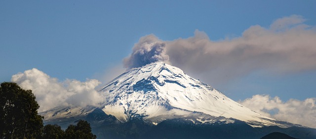 Hình ảnh minh họa ý nghĩa của từ fumarole