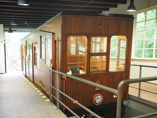 funicular railway