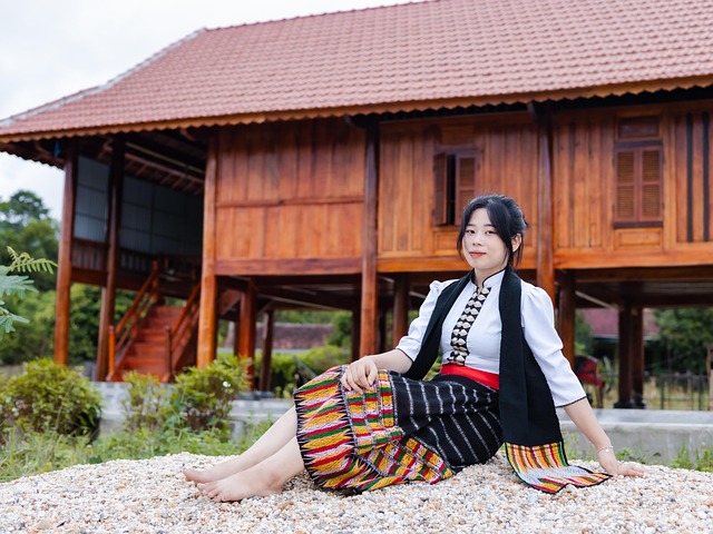 Hình ảnh minh họa ý nghĩa của từ group identity