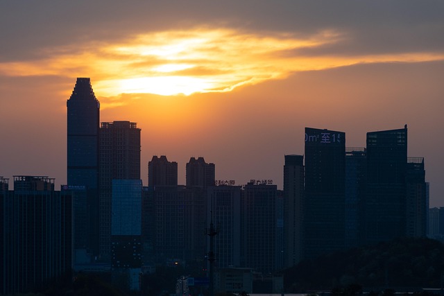 Hình ảnh minh họa ý nghĩa của từ high-tech travel