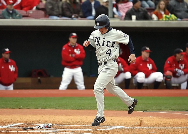 Hình ảnh minh họa ý nghĩa của từ home run