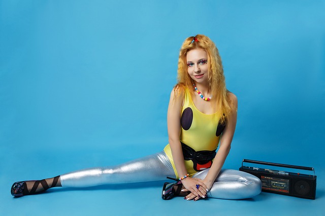 Hình ảnh minh họa ý nghĩa của từ hundreds and thousands