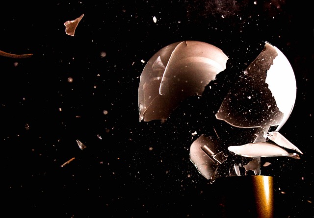 Hình ảnh minh họa ý nghĩa của từ implosion