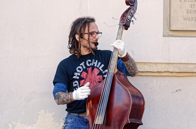 Hình ảnh minh họa ý nghĩa của từ interpreting