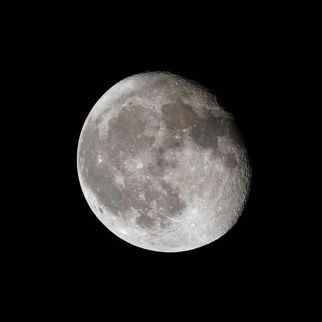 lunar ray