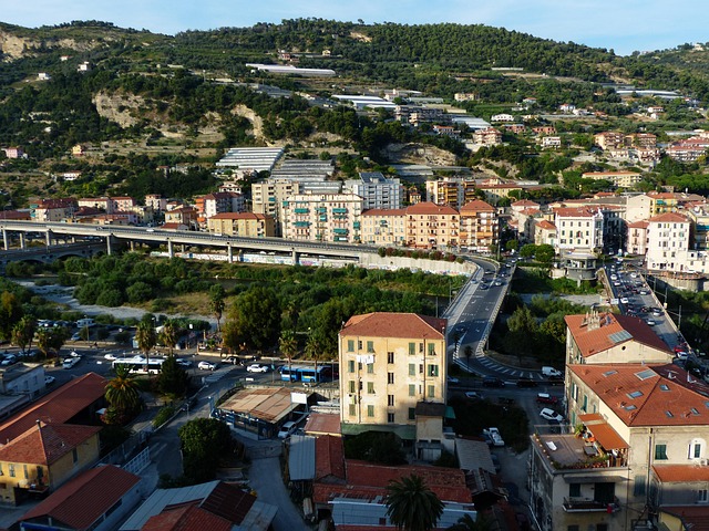 Hình ảnh minh họa ý nghĩa của từ main thoroughfare
