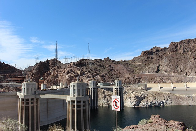 Hình ảnh minh họa ý nghĩa của từ man-made environment