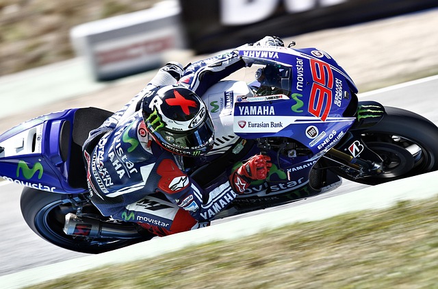 motorcycle racing