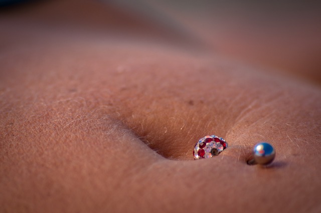 navel