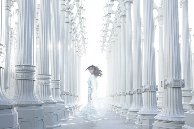 Hình ảnh minh họa ý nghĩa của từ onward