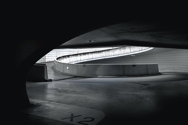 Hình ảnh minh họa ý nghĩa của từ parking garage ramp