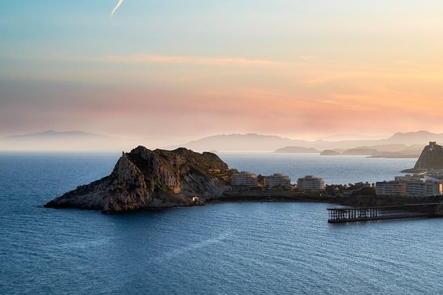 Hình ảnh minh họa ý nghĩa của từ peninsula