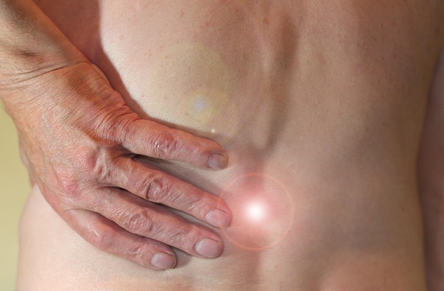 physical therapist specializing in spine