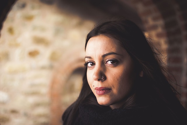 Hình ảnh minh họa ý nghĩa của từ pierce