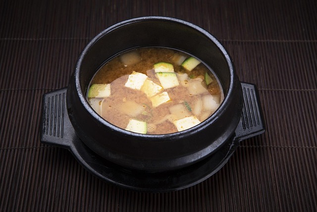 Hình ảnh minh họa ý nghĩa của từ restraint